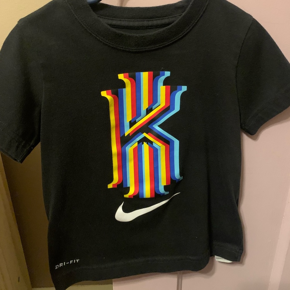 Nike Kyrie 7 T-shirt